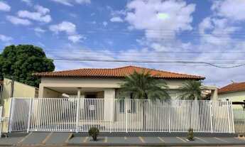 Imagem: Casa com 3 quartos para venda ou locação