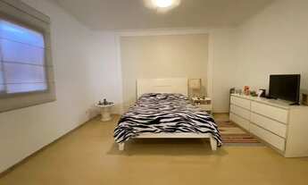 Imagem 6: Sobrado, 350 m2 com 3 quartos, 3 vagas e quintal. Próximo da estação do metrô Jardim São P