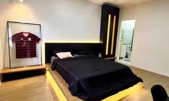 Imagem: Casa Duplex com 5 Quartos Próximo ao Shopping