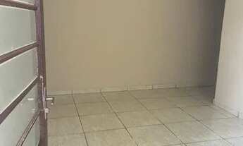 Imagem 3: Duas casas, frente e fundo