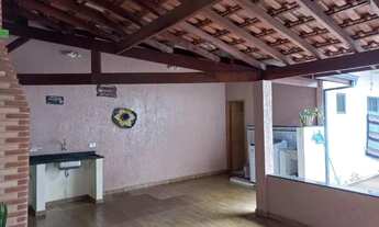 Imagem 3: Vendo casa grande em colina de laranjeiras