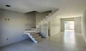 Imagem 2: Sobrado à venda no bairro Ipiranga - São José/SC