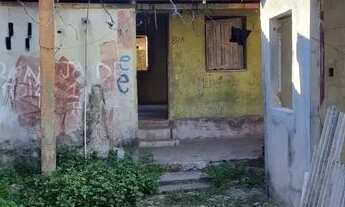 Imagem: Vendo esse terreno com duas casa valor 75mil