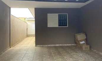 Imagem 6: Duas casas, frente e fundo