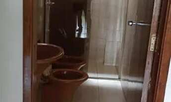 Imagem 3: Apartamento para aluguel possui 93 metros quadrados com 3 quartos em Parolin - Curitiba