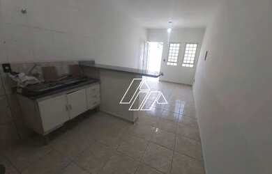 Imagem 5: Casa com 1 dormitório para alugar, 50 m² por R$ 750,01/mês - Sítios de Recreio Céu Azul