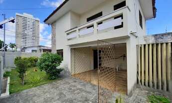 Imagem: Casa de esquina para aluguel com 4 quartos