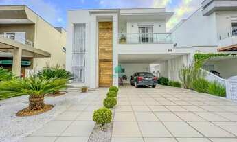 Imagem 4: Casa Espatcular 3 Suítes em Condomínio Fechado Costa Nova