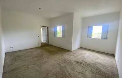 Imagem 2: Casa na praia com 4 dormitórios em Itanhaém/SP