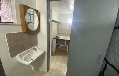 Imagem 2: Alugo kitnet Quarto com aluguel por R$750 /mês