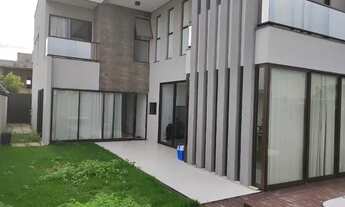 Imagem 2: Casa de Luxo Duplex 227m2 no Residencial Terras 3 na Cidade Alpha Eusébio