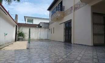 Imagem: Casa em Condomínio Fechado de 721m2, com