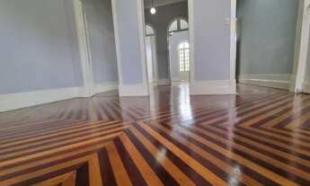 Imagem: Linda Casa de 250m², com 5/4 sendo 1 suíte