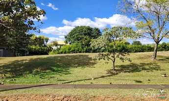 Imagem 3: Terreno no Aldeia do Vale 1.252 m² plano, pronto para construir e próximo à portaria