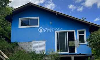 Imagem 2: Casa semi nova com vista para a lagoa, mezanino e amplo terreno - Imaruí/SC