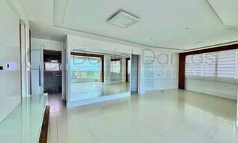 Imagem 2: Living Garden, 100% Planejado, andar alto, com 3 suítes e 3 vagas. Oportunidade!