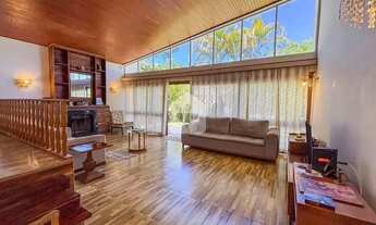 Imagem: Casa para venda com 3 quartos, 232m²