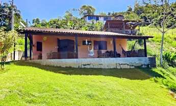 Imagem: Casa terrea com vista para o mar em Paraty
