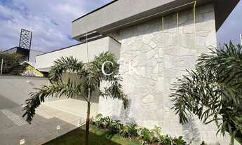 Imagem 3: Casa Térrea Alto Padrão com 4 Suítes no Jardim Europa Goiânia