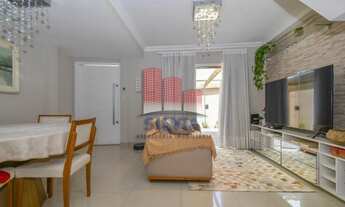 Imagem 3: Sobrado em Condomínio fechado, 3 quartos, suíte com closet, 3 garagens, excelente localiza