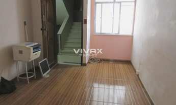 Imagem 2: MÉIER - 2 Quartos - 1 Banheiro - 1 Vaga