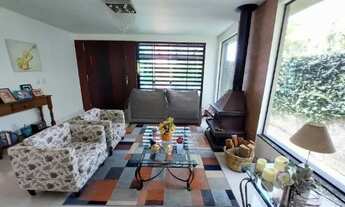 Imagem 3: Casa mobiliada com 220m privativos de 3 quartos localizada no bairro Pedra Branca em Palho