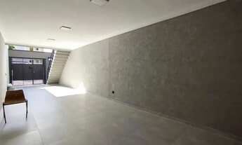 Imagem 2: Sobrado Frontal à Venda 3 Dormitórios (1 Suíte) Acabamento em Porcelanato no bairro Jard