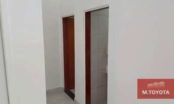 Imagem 7: Amplo salão comercial, com 04 banheiros e estacionamento próprio (08 vagas) - para venda o