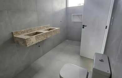 Imagem 6: Casa Duplex no Quinta das Marinas com 3 suítes sendo uma com closet área gourmet, churras