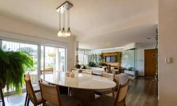 Imagem: 400 m² - 4 dormitórios