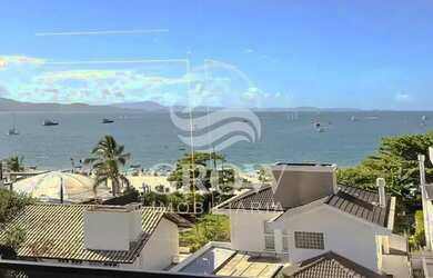 Imagem 3: Duplex Exclusivo em Jurerê com Suíte Master e Hidromassagem de Frente para o Mar