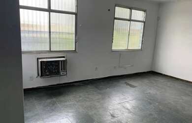 Imagem 3: ALUGO GALPÃO OLARIA