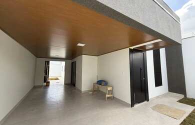 Imagem 2: Casa para Venda em Montes Claros, Residencial Parque Sul, 3 dormitórios, 1 suíte, 2 banhei