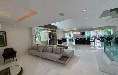 Imagem 7: Casa com Elevador e infraestrutura