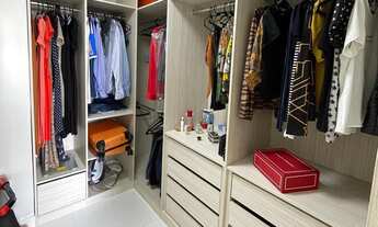 Imagem 2: Apartamento para venda com 133 metros quadrados com 3 quartos em Ponta D'Areia - São