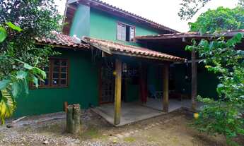 Imagem: Casa de 4 dormitórios - 2 vagas no bairro