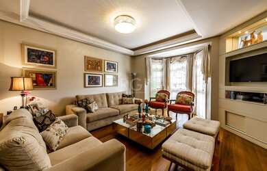 Imagem 6: Porto Alegre - Casa Padrão - Tristeza