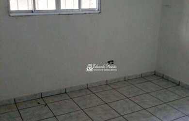 Imagem 3: Casa com 2 dormitórios para alugar, 250 m² por R$ 1.300/mês - Parque Continental II - Guar