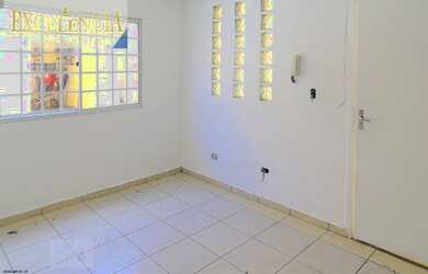 Imagem 5: Casa em Condomínio para Locação em São Paulo, Jardim Carlu, 2 dormitórios, 2 banheiros, 1