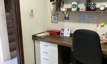 Imagem 4: Casa para venda possui 200 metros quadrados com 4 quartos em Jardim do Lago - Atibaia - SP