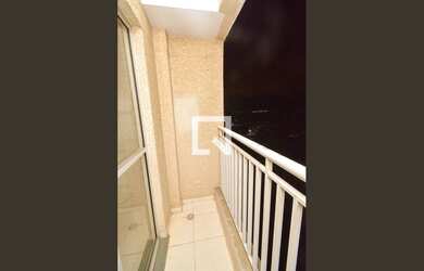 Imagem 6: Apartamento para Aluguel - Vila Galvão, 2 Quartos, 49 m2