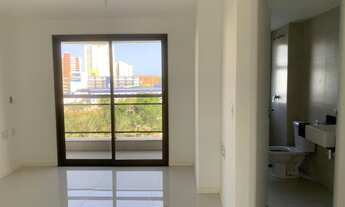 Imagem 2: Apartamento para venda possui 245 metros quadrados com 4 quartos em Guararapes - Fortaleza