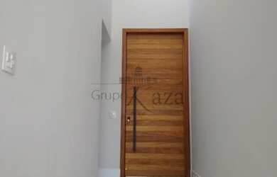 Imagem 2: Aceita Permuta - Casa Térrea - Condomínio Monte Carlo - 3 suítes - Pé Direito Duplo - 252m