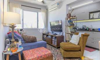 Imagem 2: Apartamento para venda tem 41 metros quadrados com 1 quarto em Rio Branco - Porto Alegre