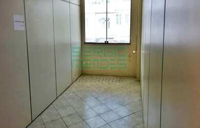 Imagem 4: Rio de Janeiro - COMERCIAL - Rua Belizário pena - Penha