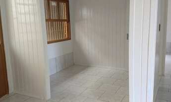 Imagem 4: Casa de Fundos com garagem para moto