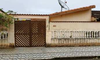 Imagem 2: Casas lote inteiro em Mongaguá 2 dormitórios