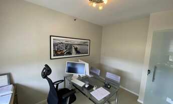 Imagem 5: Sala comercial mobiliada com 33,20m² no polo jurídico de Porto Alegre de R$ 342.000 por R