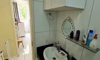 Imagem 7: Apartamento reformado com planejados no condomínio praia de piedade clube