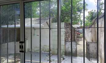 Imagem 6: Vendo ou troco ( casas em outeiro